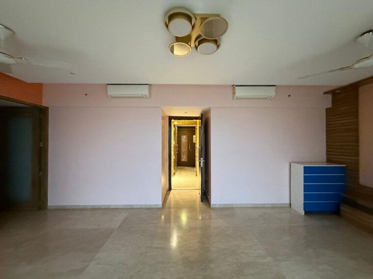 Room, one-hiranandani-park 3 Bedroom 1350 Sq.Ft. Apartment In Ghodbunder Road Thane 10539786