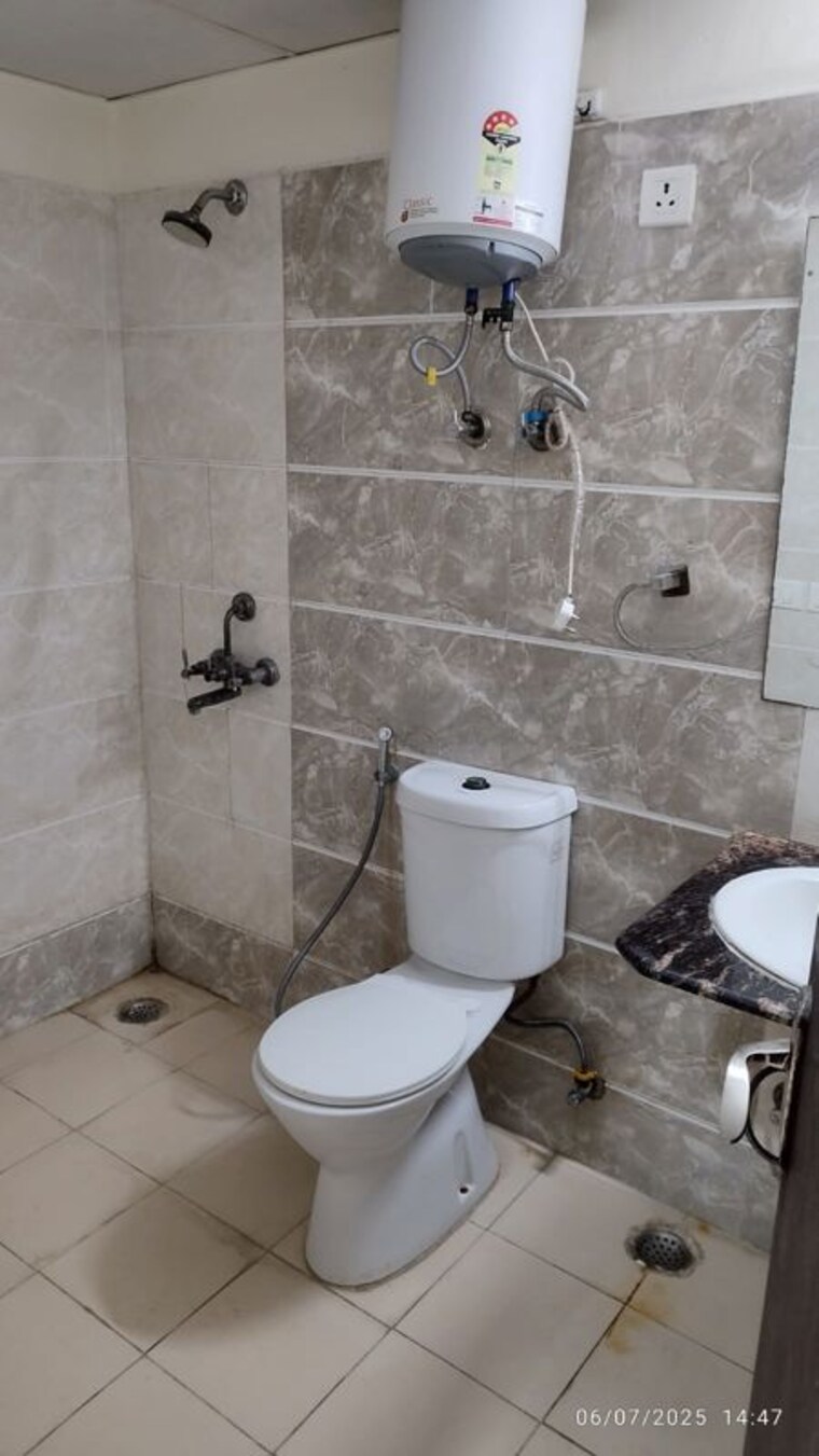 Bathroom, fusion-homes 3 Bedroom 1430 Sq.Ft. Apartment In Tech Zone 4 Greater Noida Greater Noida 10539793