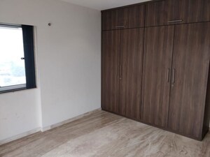 Room in 3 BHK Apartment at Raj Galaxy I, Kalina – for Rent