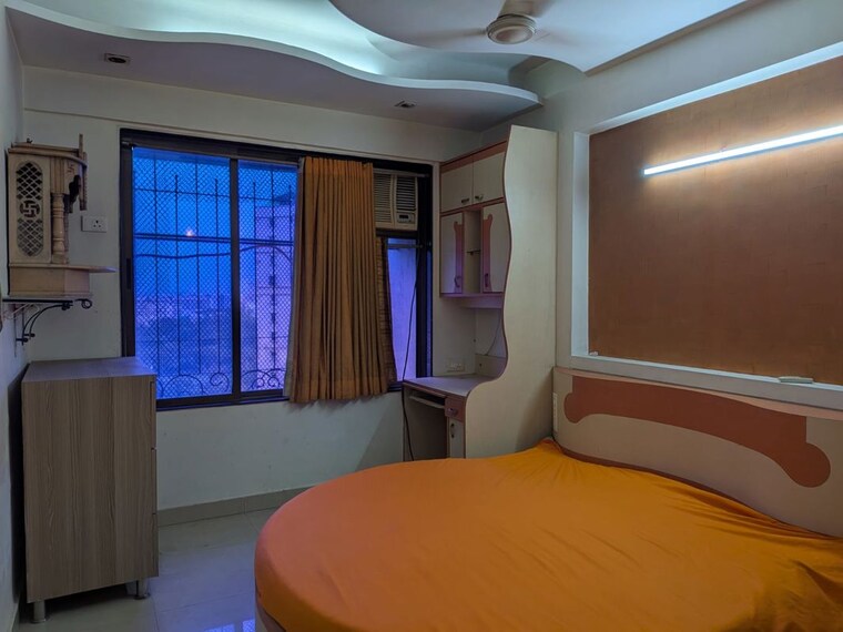 Living Room, lake-home 3 Bedroom 1365 Sq.Ft. Apartment In Powai Mumbai 10539796