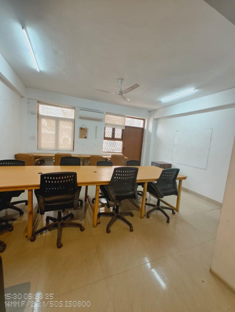 Team Area, saket Commercial Office Space 1250 Sq.Ft. In Saket Delhi 10539839