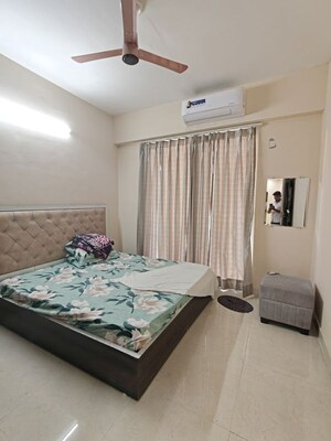 Bedroom in 2 BHK Apartment at Signature Global Prime, Sector 63a – for Rent