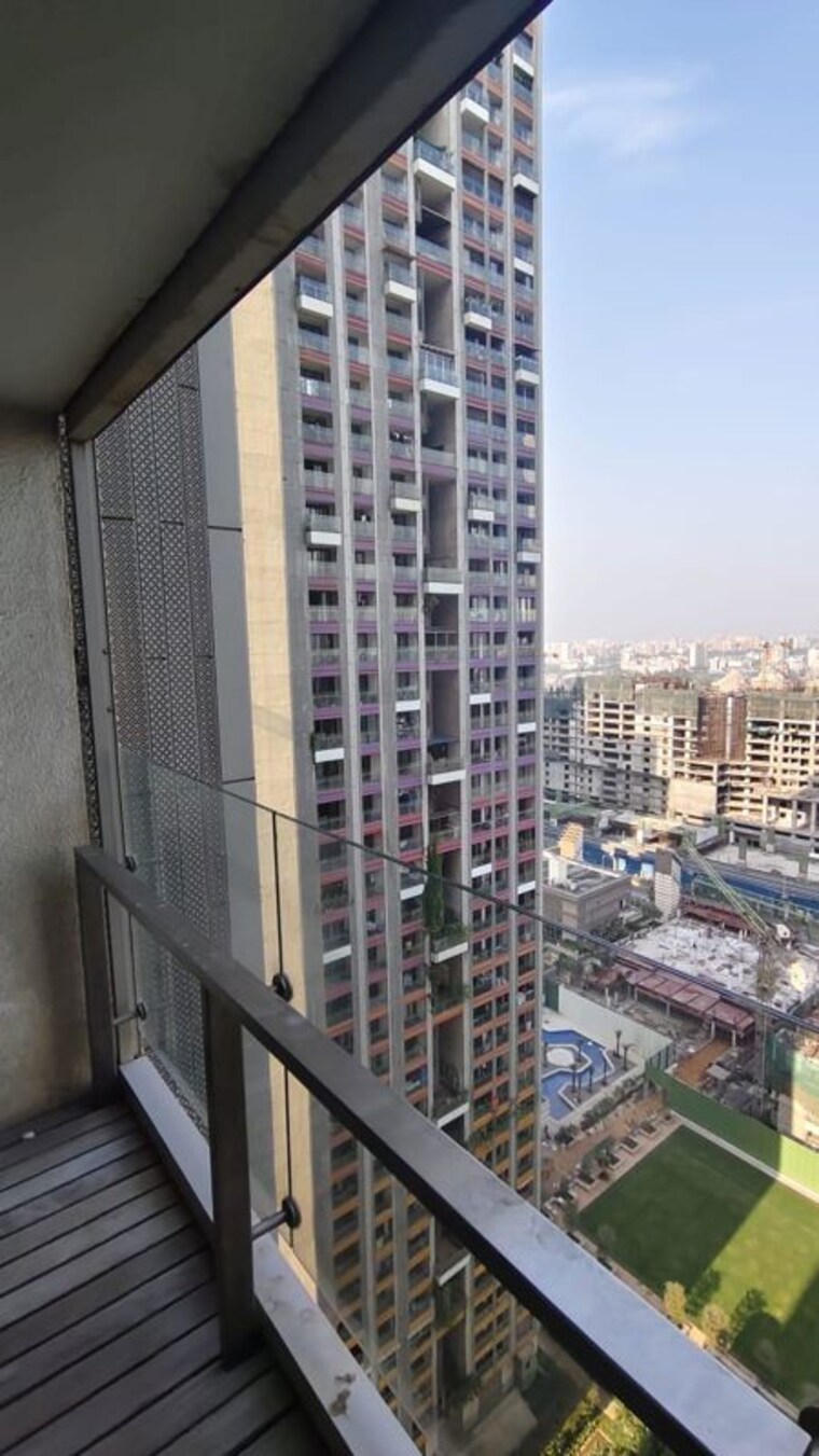 Exterior View, lodha-supremus-worli Commercial Office Space 790 Sq.Ft. In Worli Mumbai 10539868
