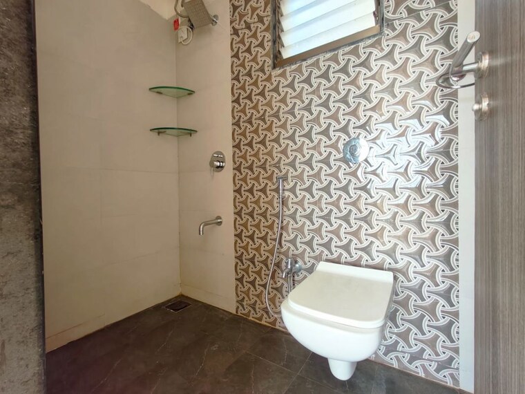 Bathroom, asmi-garden 2 Bedroom 778 Sq.Ft. Apartment In Chembur Mumbai 10539866