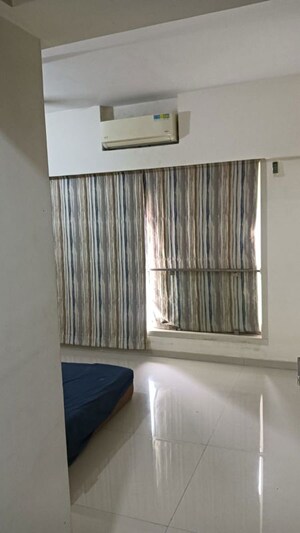 Furnished Amenities in 2 BHK Apartment at Shiv Mahima, Malad West – for Rent