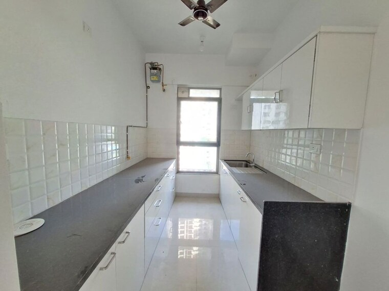 Kitchen, kalpataru-immensa 2 Bedroom 598 Sq.Ft. Apartment In Kolshet Road Thane 10539889