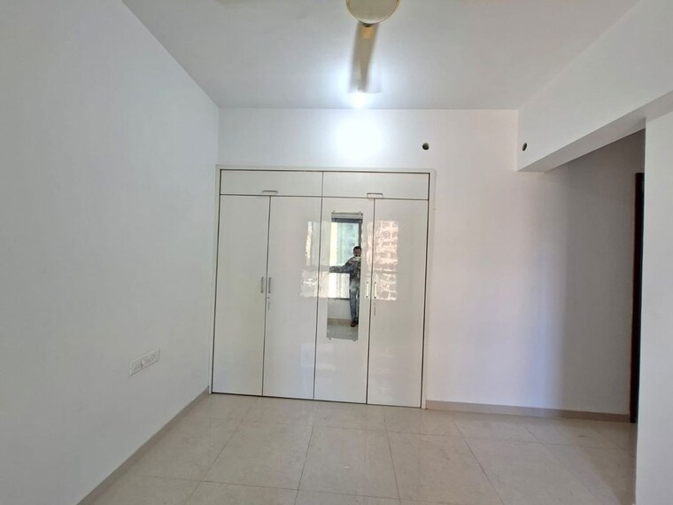 Master Bedroom, kalpataru-immensa 2 Bedroom 598 Sq.Ft. Apartment In Kolshet Road Thane 10539915