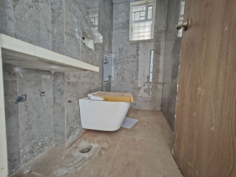 Bathroom, dosti-tulip 3 Bedroom 923 Sq.Ft. Apartment In Balkum Pada Thane 10539941