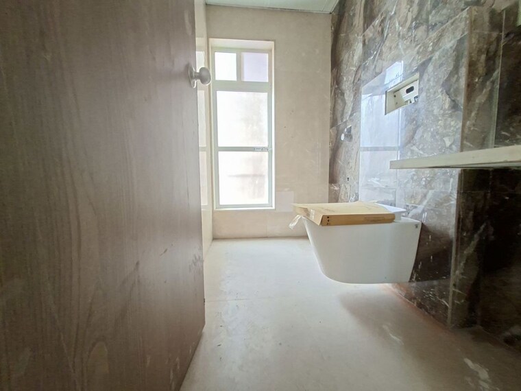 Bathroom, dosti-tulip 3 Bedroom 923 Sq.Ft. Apartment In Balkum Pada Thane 10539941