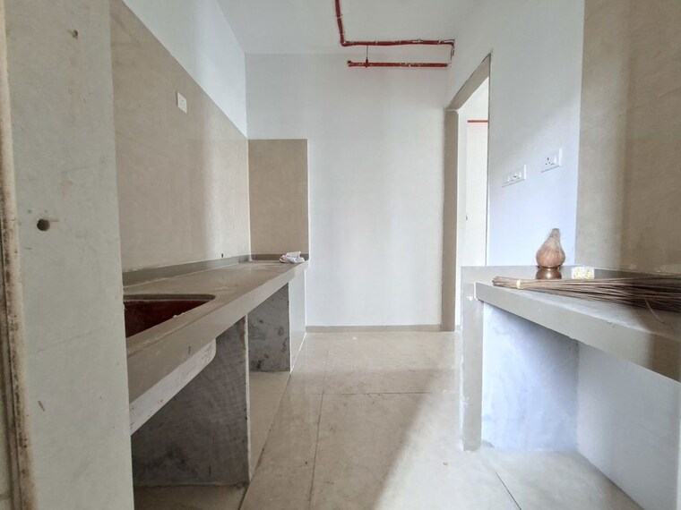 Kitchen, dosti-tulip 3 Bedroom 923 Sq.Ft. Apartment In Balkum Pada Thane 10539941