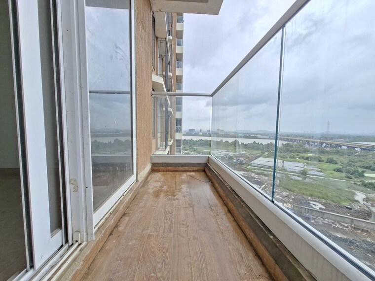 Balcony, dosti-tulip 3 Bedroom 923 Sq.Ft. Apartment In Balkum Pada Thane 10539963