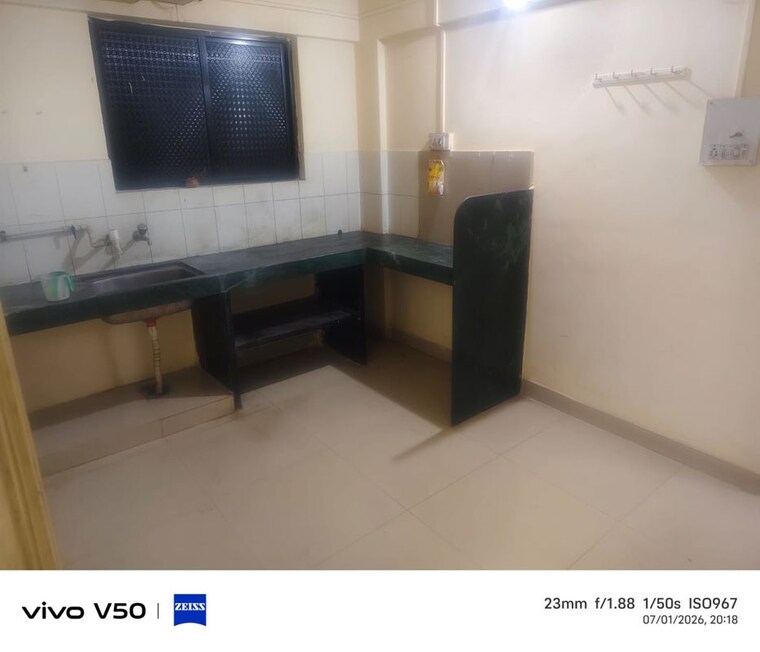 Living Room, florida-county 1 Bedroom 450 Sq.Ft. Apartment In Mundhwa Pune 10539992