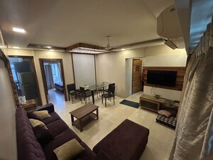 Team Area in 3 BHK Apartment at S Raheja Hari Bhavan, Khar West – for Rent
