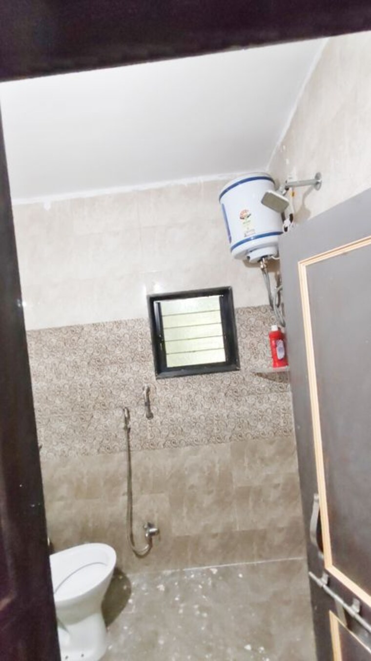 Bathroom, viman nagar 1 Bedroom 450 Sq.Ft. Independent House In Viman Nagar Pune 10534053