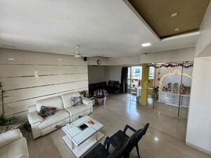 Team Area in 6 BHK Apartment at Raja Mamta Heights, Borivali West – for Sale