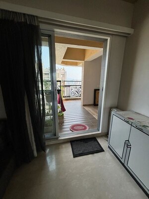 Parking in 6 BHK Apartment at Raja Mamta Heights, Borivali West – for Sale