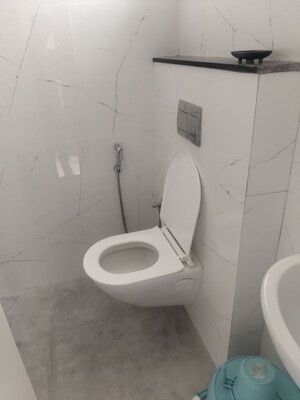 Bathroom in 1 RK Apartment at Krishna Residency Kadubeesanahalli, Kadubeesanahalli – for Rent