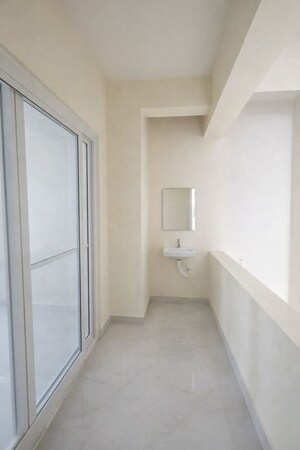 Room in 3 BHK Builder Floor at Kondapur – for Rent