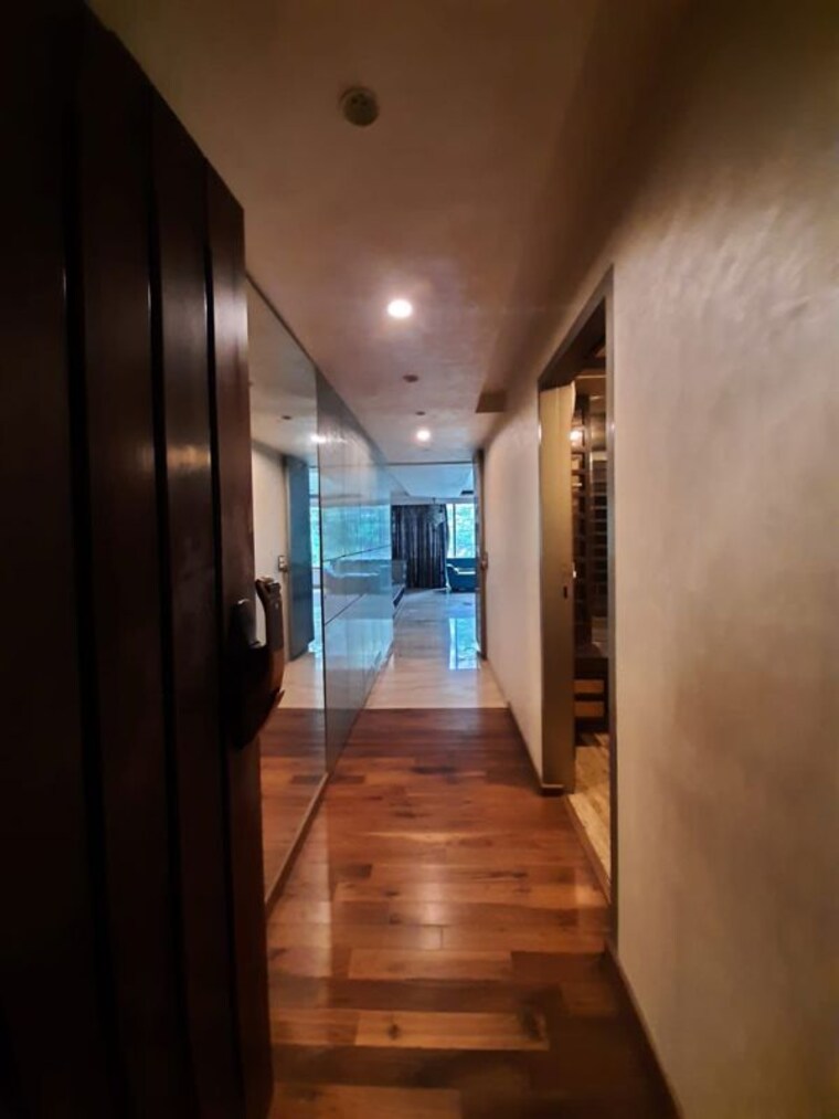 undefined, magnum-tower-chs 5 Bedroom 5000 Sq.Ft. Villa In Andheri West Mumbai 10539925