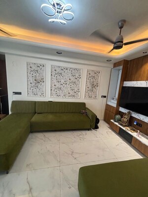 Living Room in 2 BHK Apartment at Tapovan Circle – for Rent