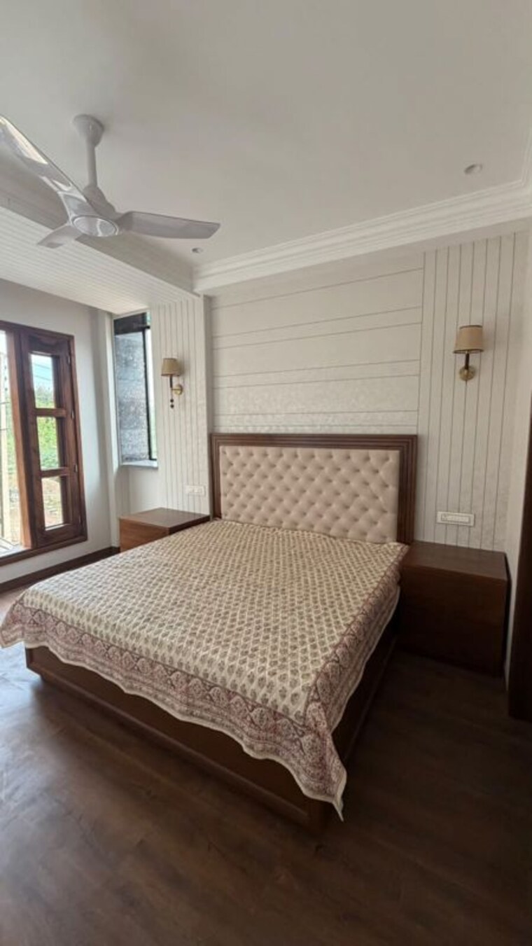 Bedroom, mansa devi 4 Bedroom 300 Sq.Yd. Builder Floor In Mansa Devi Panchkula 10539961