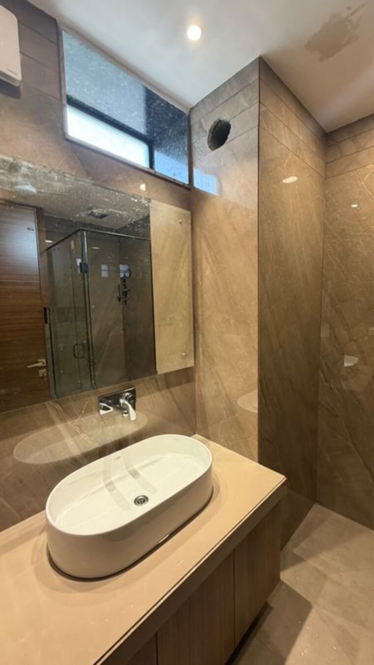 Bathroom, mansa devi 4 Bedroom 300 Sq.Yd. Builder Floor In Mansa Devi Panchkula 10539961