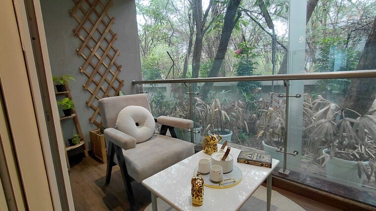 Balcony, koregaon-park-chs 3.5 Bedroom 1810 Sq.Ft. Apartment In Koregaon Park Pune 10540108