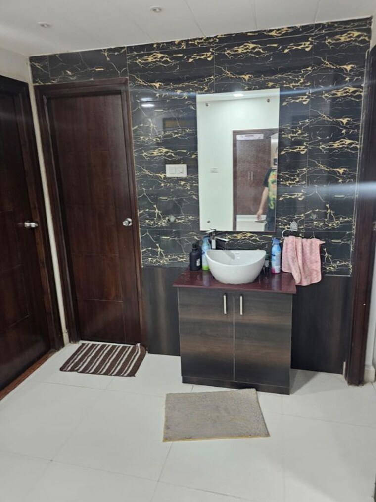 Bathroom, brc-sri-hemadurga-sivahills 3 Bedroom 1755 Sq.Ft. Apartment In Manikonda Hyderabad 10504359
