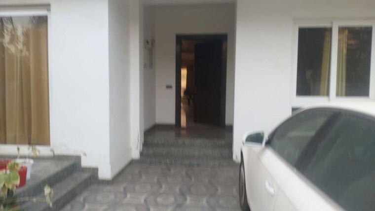 undefined, central-park-flower-valley 3 Bedroom 3300 Sq.Ft. Villa In Sohna Sector 33 Gurgaon 10540135