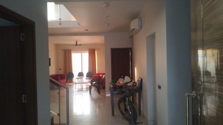 Gym, central-park-flower-valley 3 Bedroom 3300 Sq.Ft. Villa In Sohna Sector 33 Gurgaon 10540135