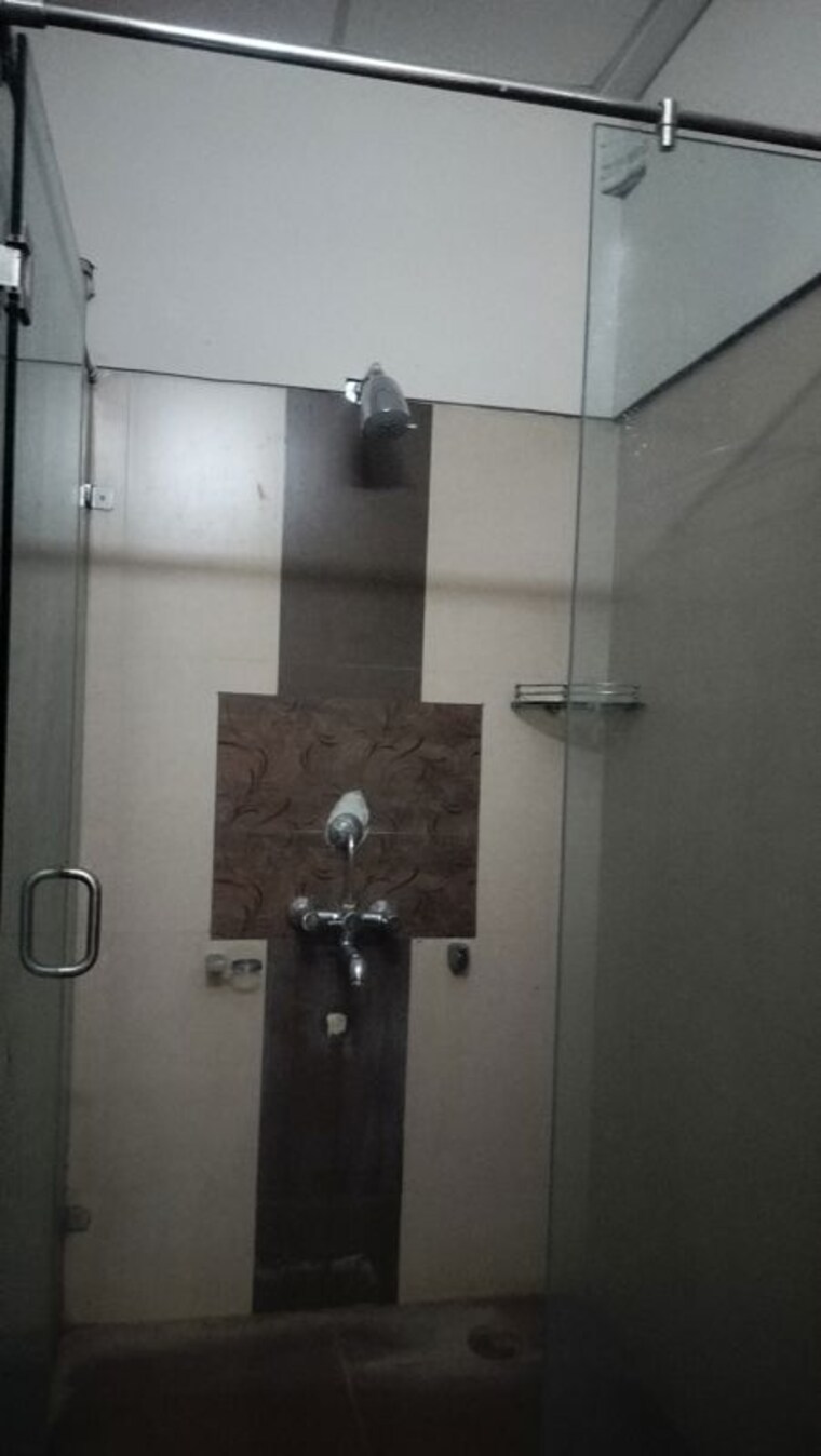 Attached Bathroom, banjara hills 4 Bedroom 5000 Sq.Ft. Independent House In Banjara Hills Hyderabad 10540219