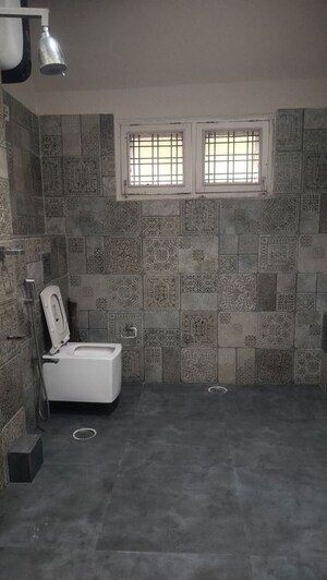 Bathroom in 4 BHK Independent House at Banjara Hills – for Rent