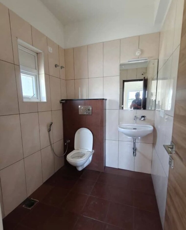 Bathroom, asbl-spectra 3 Bedroom 2200 Sq.Ft. Apartment In Financial District Hyderabad 10540225