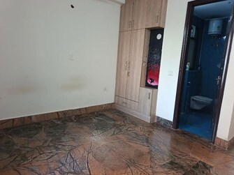 2 BHK + Prayer Room,Servant Room 1250 Sq.Ft. Builder Floor in Sushant Lok 3
