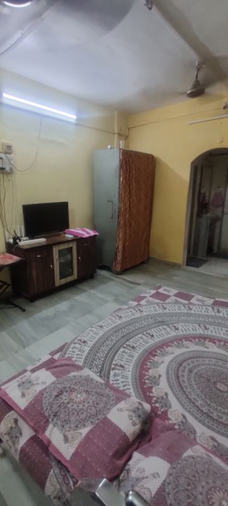 Bedroom, mohan-nagar-chs 1 RK 300 Sq.Ft. Apartment In Kandivali West Mumbai 10540302