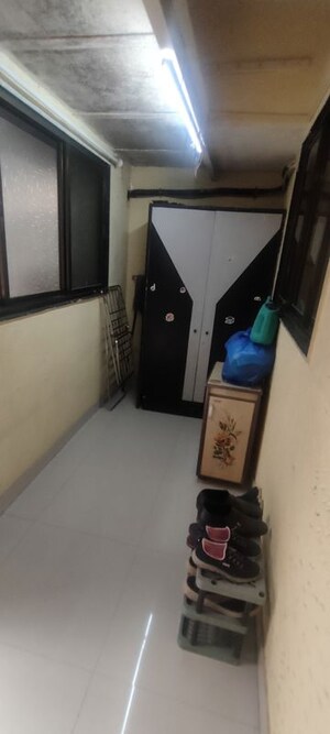 Furnished Amenities in 1 RK Apartment at Mohan Nagar CHS, Kandivali West – for Sale