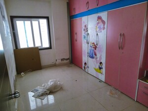 Room in  Apartment at Maharaj Gunj – for Sale