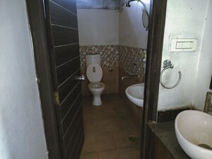 Bathroom in  Apartment at Maharaj Gunj – for Sale