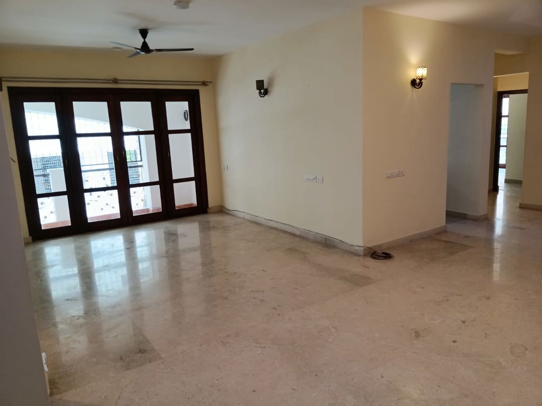 3 BHK 2690 Sq.Ft. Apartment in HS Apartment