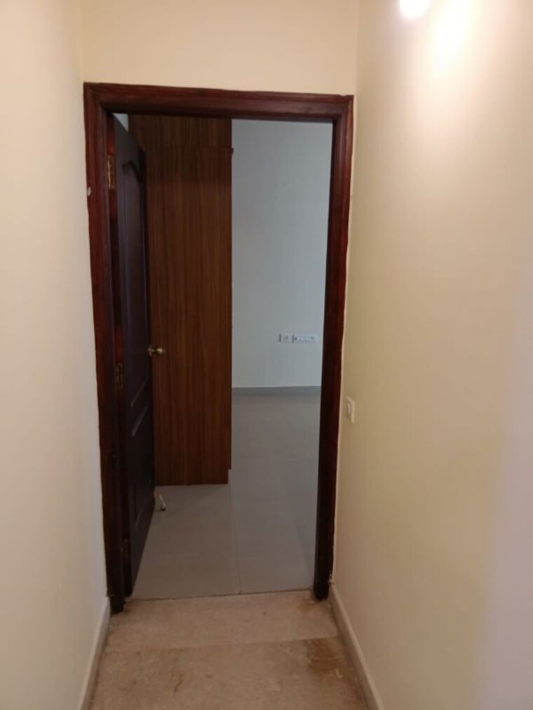 Room, hs-apartment 3 Bedroom 2690 Sq.Ft. Apartment In Cunningham Road Bangalore 10540405