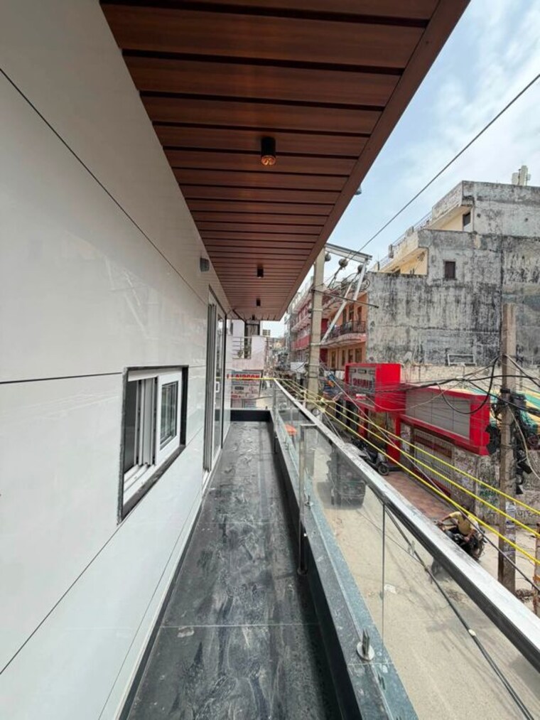 Balcony, uttam nagar 3 Bedroom 905 Sq.Ft. Builder Floor In Uttam Nagar Delhi 10540397
