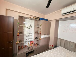 Team Area in 3 BHK Builder Floor at Sushant Lok 2, Sector 57 – for Rent