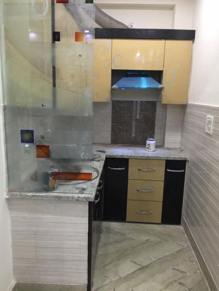 Kitchen, om vihar 2 Bedroom 453 Sq.Ft. Builder Floor In Om Vihar Delhi 10540494