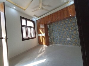 Room in 2 BHK Builder Floor at Hastsal – for Sale