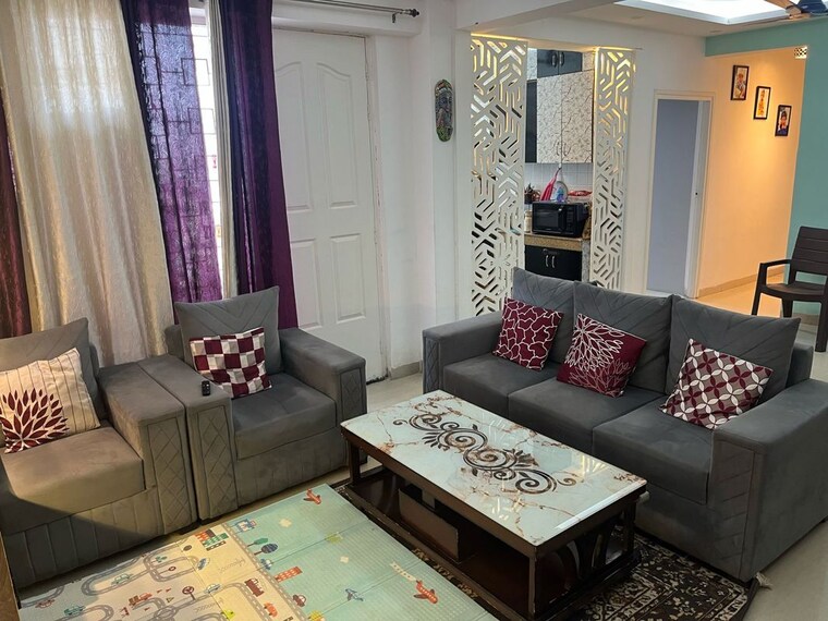 Bedroom, tulip-white 3 Bedroom 2100 Sq.Ft. Apartment In Sector 69 Gurgaon 10540551