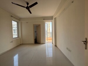 Room in 2 BHK Apartment at M3M Skywalk, Sector 74 – for Rent