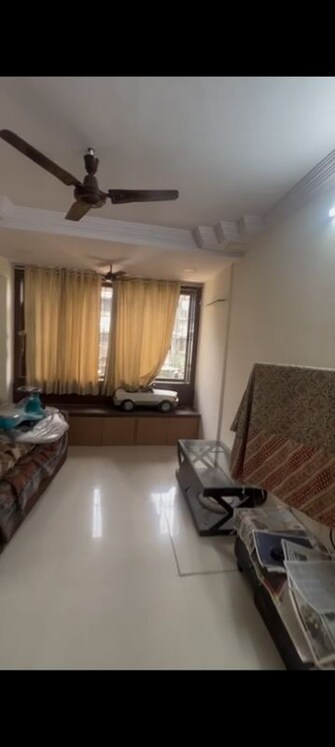 2 BHK + Prayer Room Apartment For Rent in Bombay Taximens CHS in Lbs Marg, Mumbai