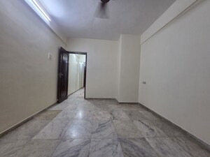 Room in 3 BHK Independent House at Unnat Nagar CHS, Goregaon West – for Rent