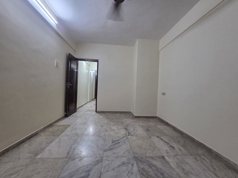 Room, unnat-nagar-chs 3 Bedroom 1500 Sq.Ft. Independent House In Goregaon West Mumbai 10524951