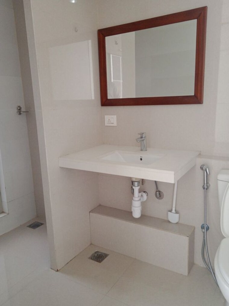 Bathroom, hiranandani-club-meadows 3 Bedroom 1527 Sq.Ft. Apartment In Bannerghatta Bangalore 10533651